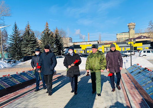 15 февраля 2021 08